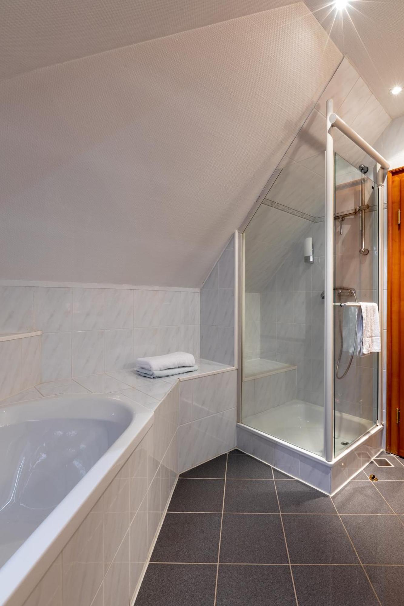 Hotel Wittekindsquelle Bad Oeynhausen Kamer foto